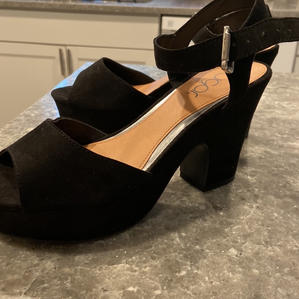 Heels 👠 - Picture 4 of 4